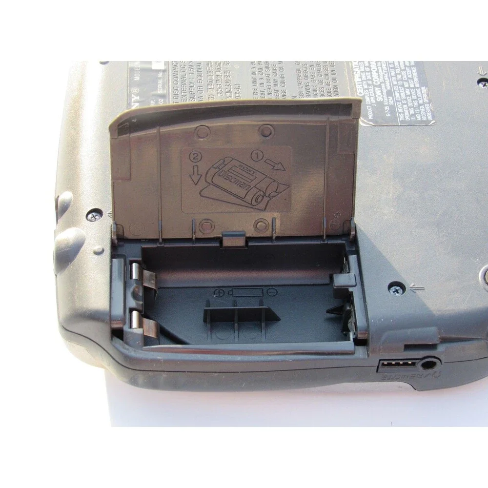 Sony Discman D-E307CK Portable CD Player ESP Digital Mega Bass Car Ready Vintage